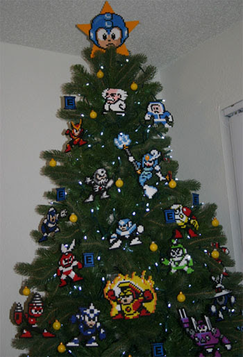 Megaman Christmas Tree | Sprite Stitch