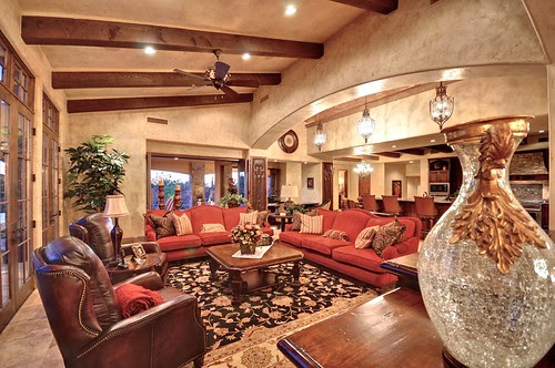 Estancia Estate Night ELC