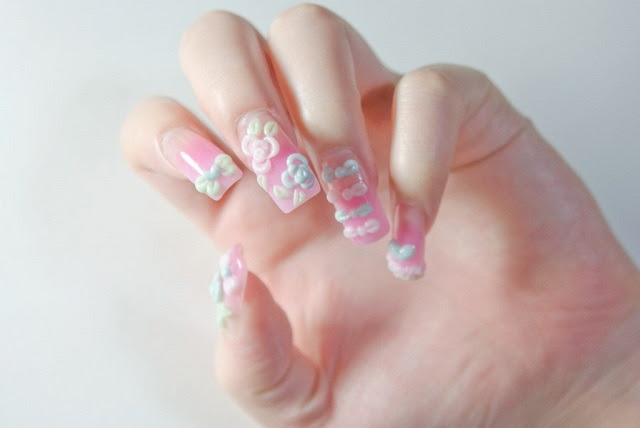 デザインの持ち込みもできる梅田のネイルサロン Syisyu ネイルアートの定番デザイン