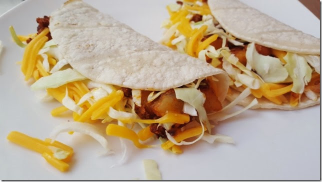 meatless chorizo and potato tacos 3 (800x450)