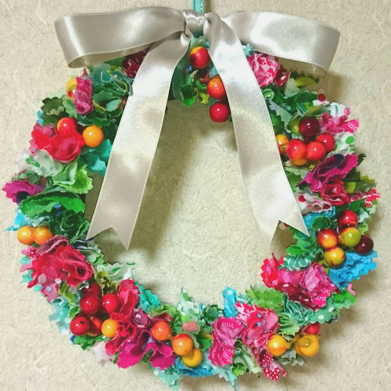 はぎれを使ったクリスマスリース Mark Is みなとみらい店 19年8月日をもちまして閉店いたしました 生地 手芸用品のオカダヤ Okadaya 公式ショップブログ