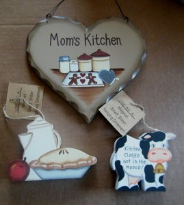 Apple kitchen Rustic Primitive Sign Pie rustic Heart MOMS  Country Coffee  signs KITCHEN country  Wood