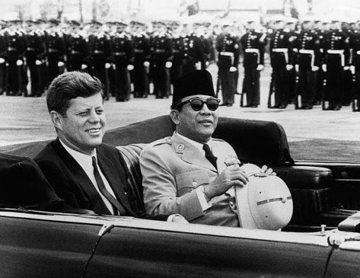kabar--aneh.blogspot.com - Bung Karno Di Mata Dunia