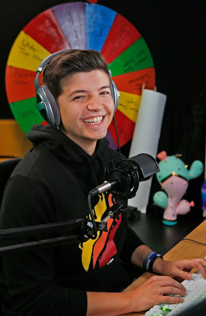This 24 Year Old Dallas Millionaire Famous For Fortnite And Minecraft Is Now The Face Of An Esports Team