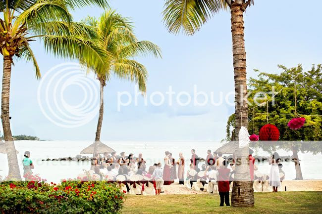 http://i892.photobucket.com/albums/ac125/lovemademedoit/mauritiuswedding2.jpg?t=1311181666