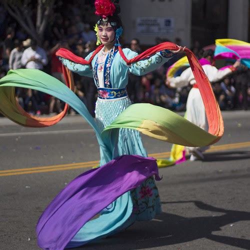 2013 Chinese Snake New Year in Los Angeles - Golden Parade