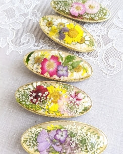 押し花でバレッタ作りました Rosyrose ロージィローズ お花の教室