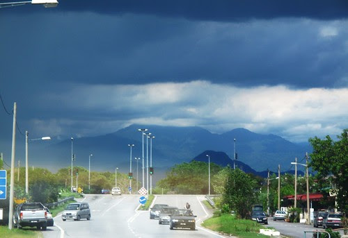 IMG_0787  Menglembu, 万里望 ，Cloudy ，阴天