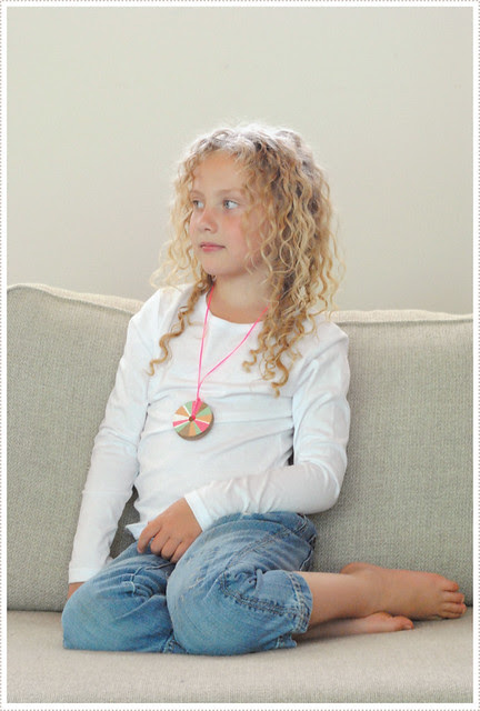 MerMagHandmadeCharlottePinwheelNecklace3