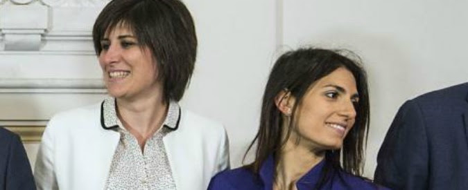 Roma e Torino, stipendi: staff di Appendino costa metà di Fassino. E un terzo in meno di quello della Raggi