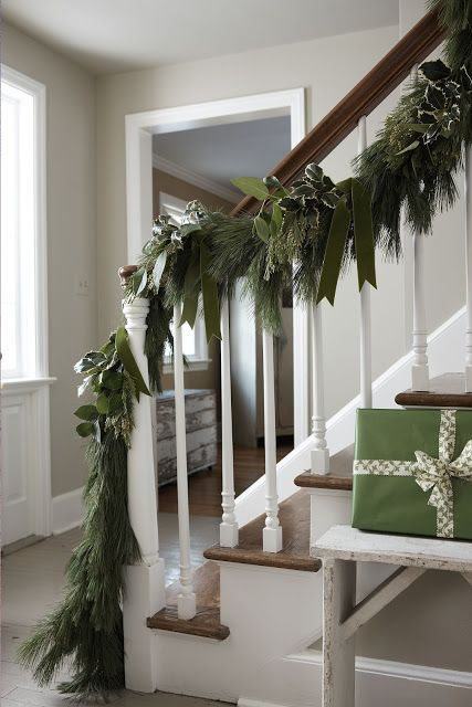 How to Hang Garland