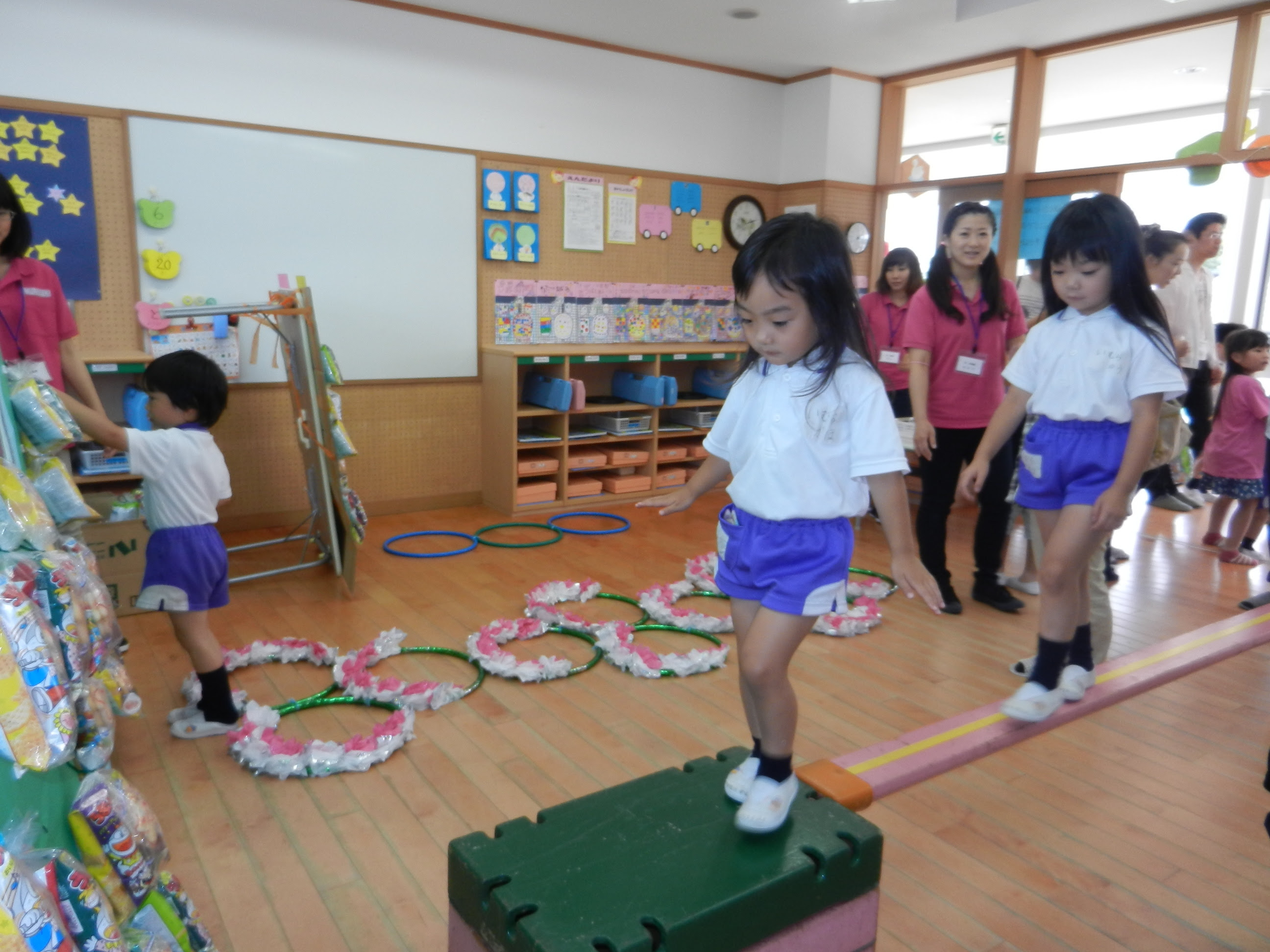 作品展 バザーがありました 紫幼稚園