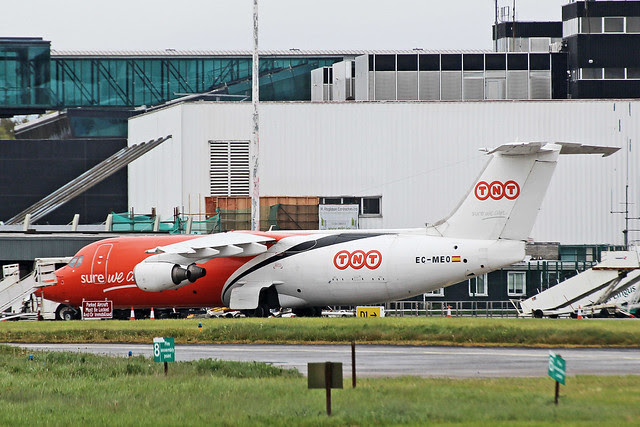 BAE146-300QT EC-MEO PANAIR TNT