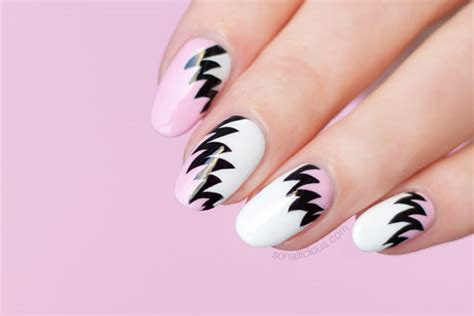 hottest nail art trend   year  tutorial