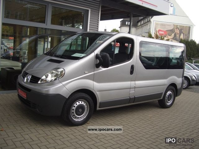 2008 Renault Trafic 2.0 dCi 9-seater Combi Passenger - Car Photo and Specs
