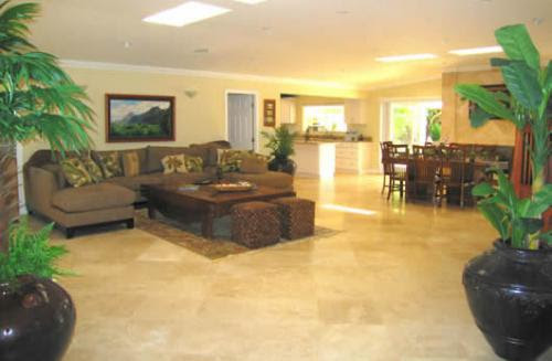 How to decorate in a tropical chic style - TutorialTub.