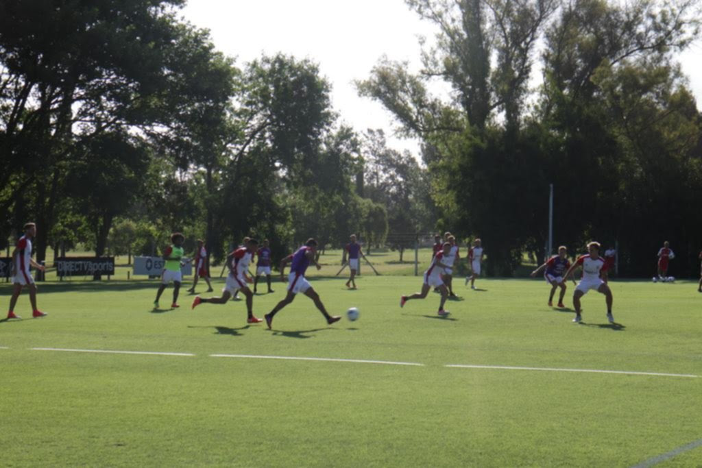 El plantel albirrojo no conoce el descanso y redobla el esfuerzo