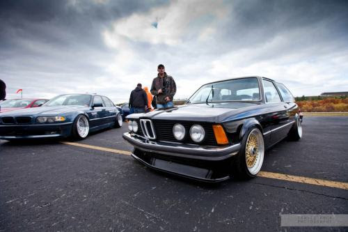 BMW E21 Stance