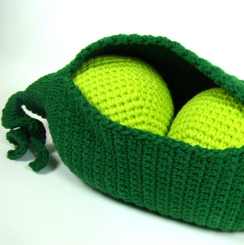 Two Peas in a Pod Large Toy Plush Pretend Food for Babies, Toddlers, Children