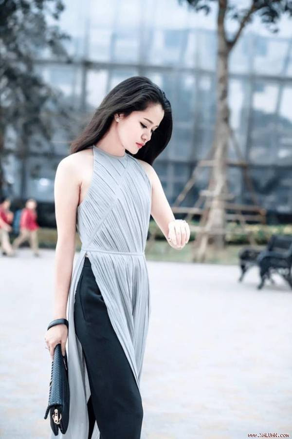  Tác giả bài viết Trịnh Huyền Tran: “Một người yêu bạn, dù cho bất kể lí do gì họ cũng sẽ nỗ lực ở bên bạn“.