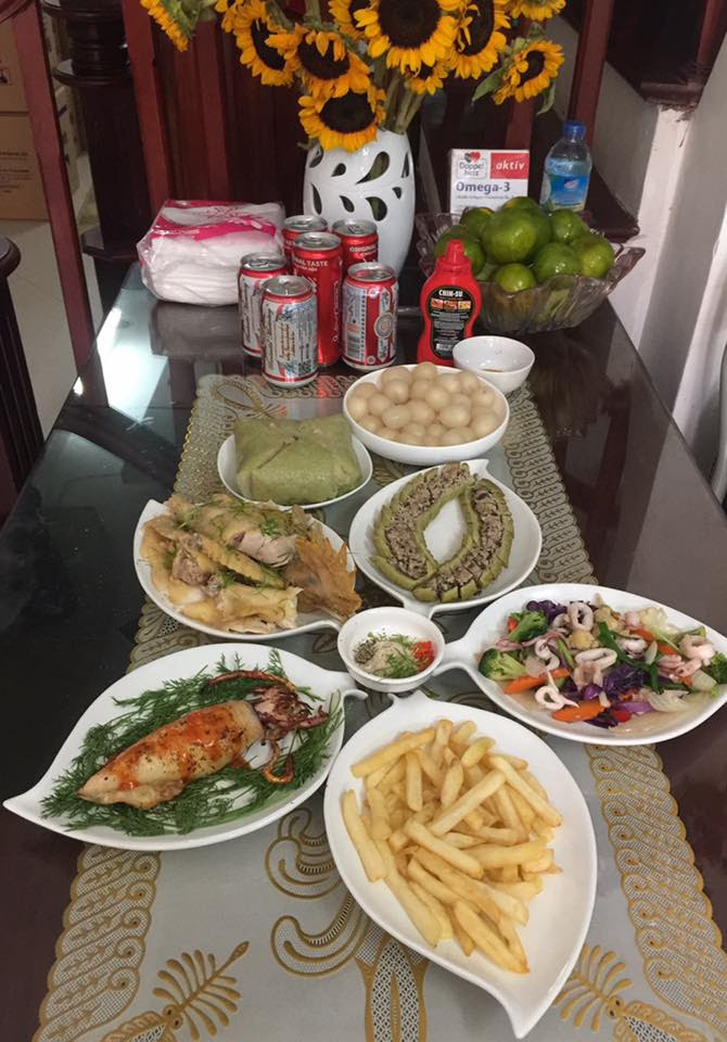 Rằm tháng 7: Mâm cơm cúng đủ vị, đẹp mắt của các bà nội ...