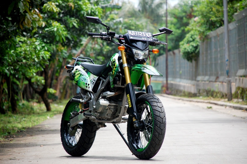 KLX Supermoto  The Green Skull Gilamotor