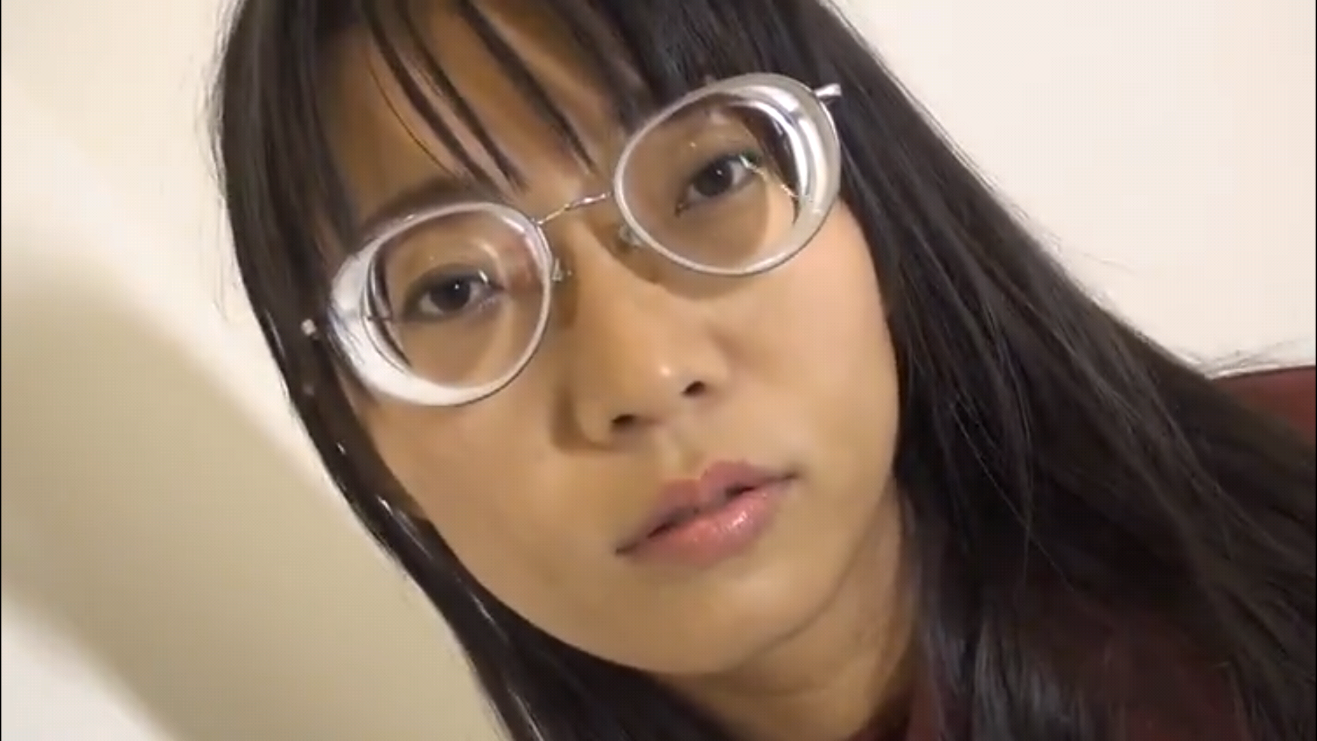 日本瓶底眼镜娘 万图壁纸网