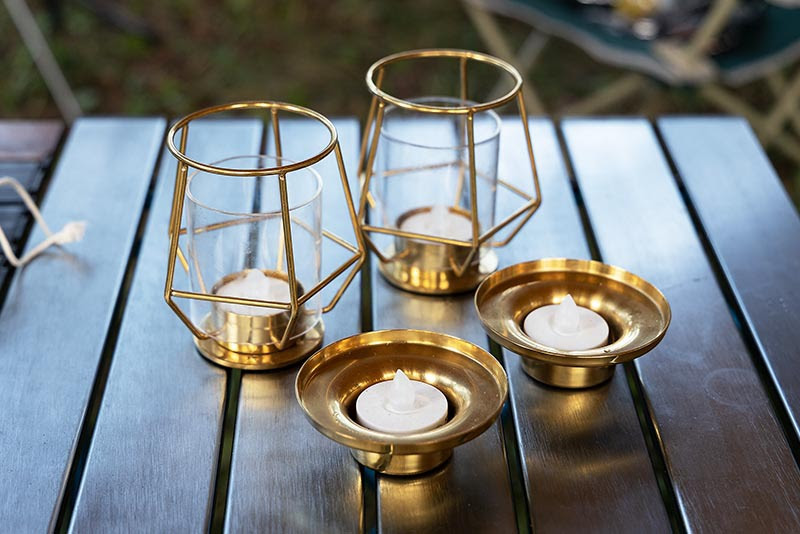 サイトの雰囲気をちょっとだけ上げるギア Ikea Ledキャンドルとキャンドルホルダー プジョーでキャンプ