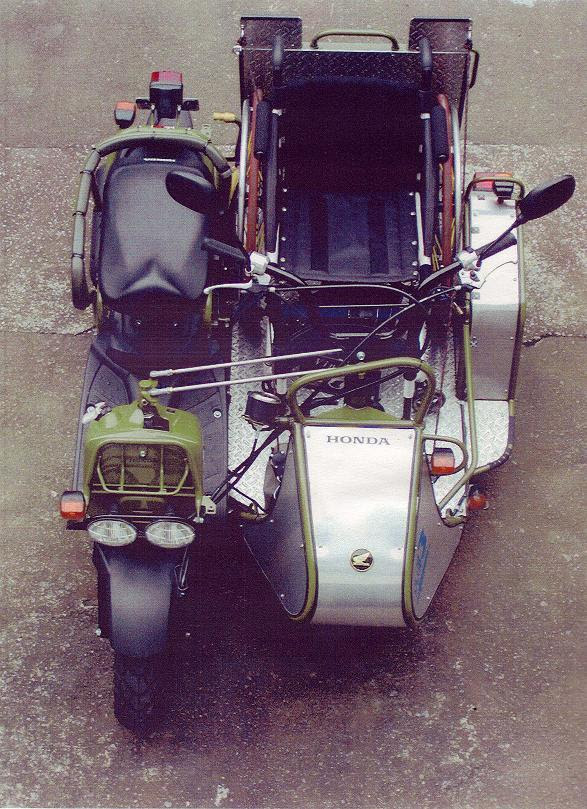 車椅子 オートバイ ライダー