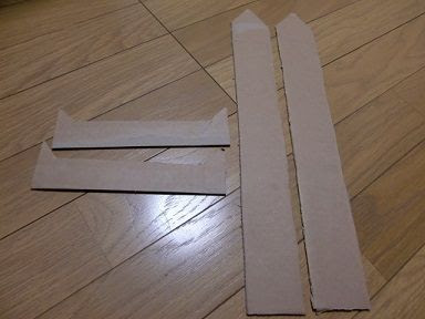 ダンボールの剣 簡単手作りおもちゃの作り方 工作図鑑