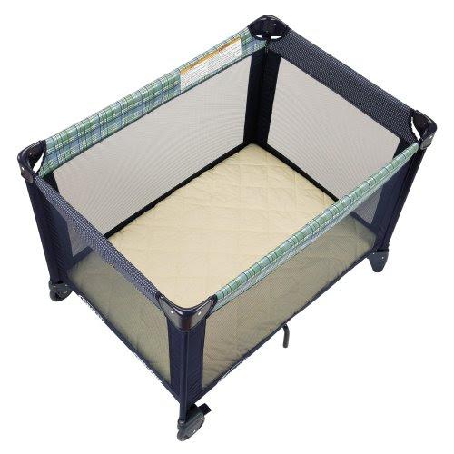 Christmas Graco Quilted Pack 'n Play Sheet, Cream Deals