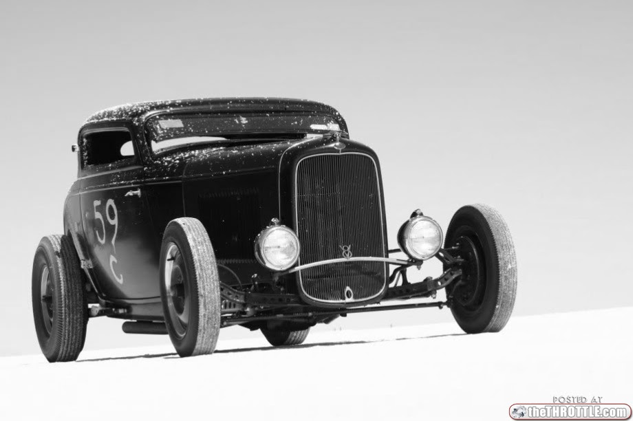 how many old cars still on the road