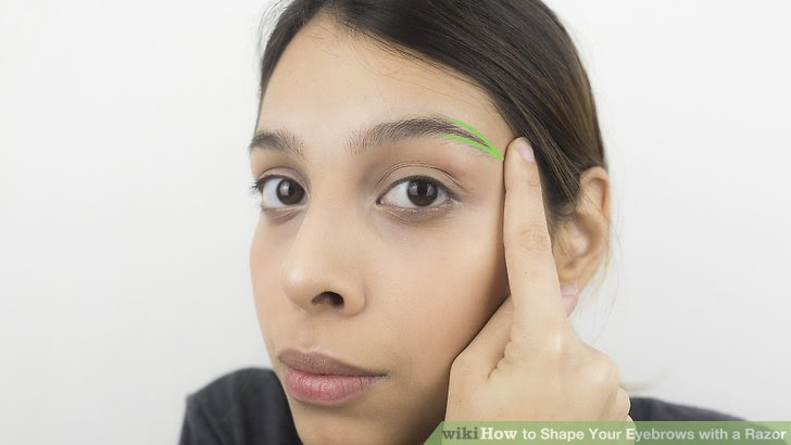 Shape Your Eyebrows with a Razor Step 11.jpg