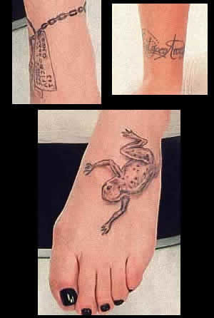 Source url:http://onlinewomenstattoo.blogspot.com/2009/06/pinks-frog-tattoo. 