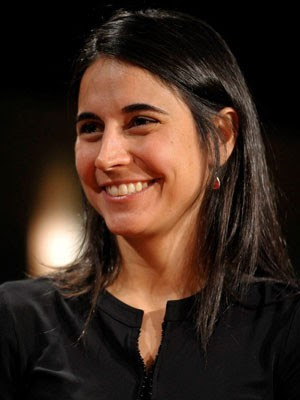 A cineasta brasileira Julia Bacha, durante premiação no Festival de Berlim de 2010 (Foto: Divulgação/Courtesy of Just Vision)