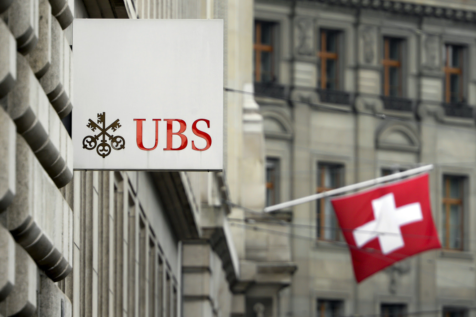 Swiss Bank Holocaust Fund Paid Out $1.24 Billion For ...
