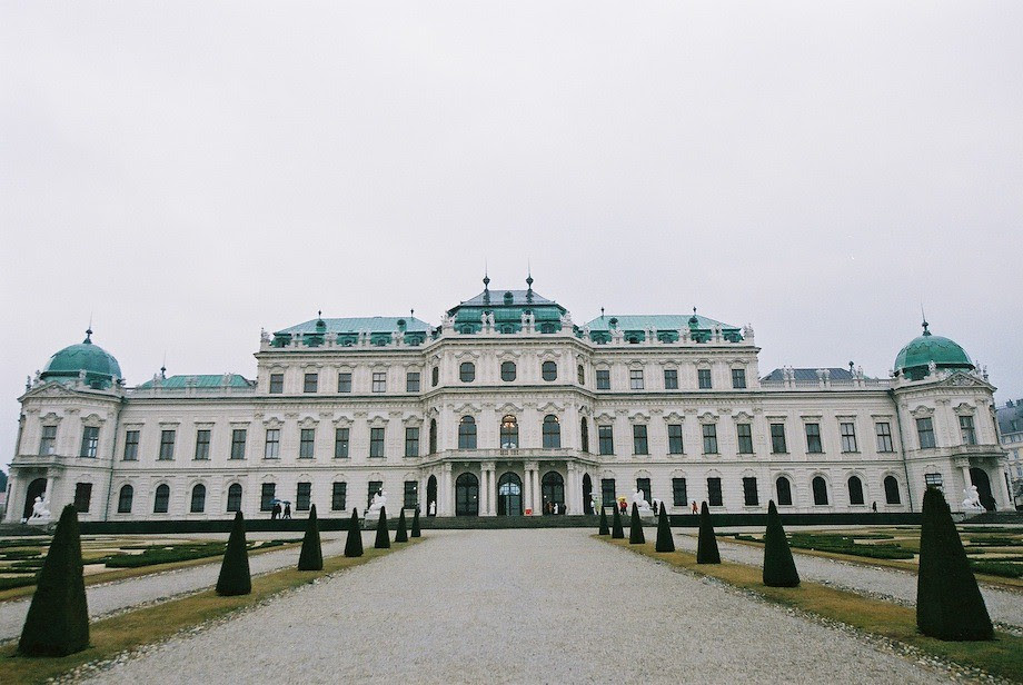 貝維德雷宮（Schloss Belverdere）上宮