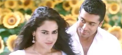 http://img.photobucket.com/albums/v252/BollyNuts/Vaaranam%20Aayiram/35.jpg