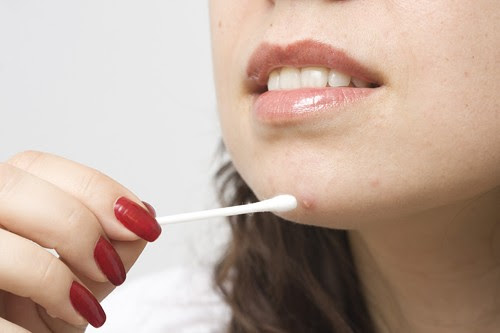 Nếu không sớm xác định chính xác nguyên nhân mụn bọc ở cằm, chúng có thể trở nên lan phát và trầm trọng hơn.