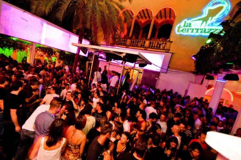 8 Reasons to Plan a Bachelorette in Barcelona