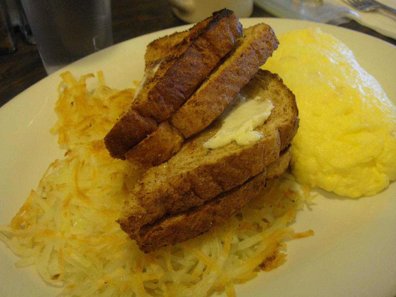 Scrambled Eggs with Hash Browns