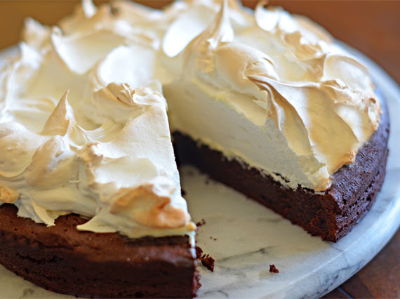 2015-04-02-1427970485-3662155-FlourlessChocolateCakewithMeringueTopping.jpg