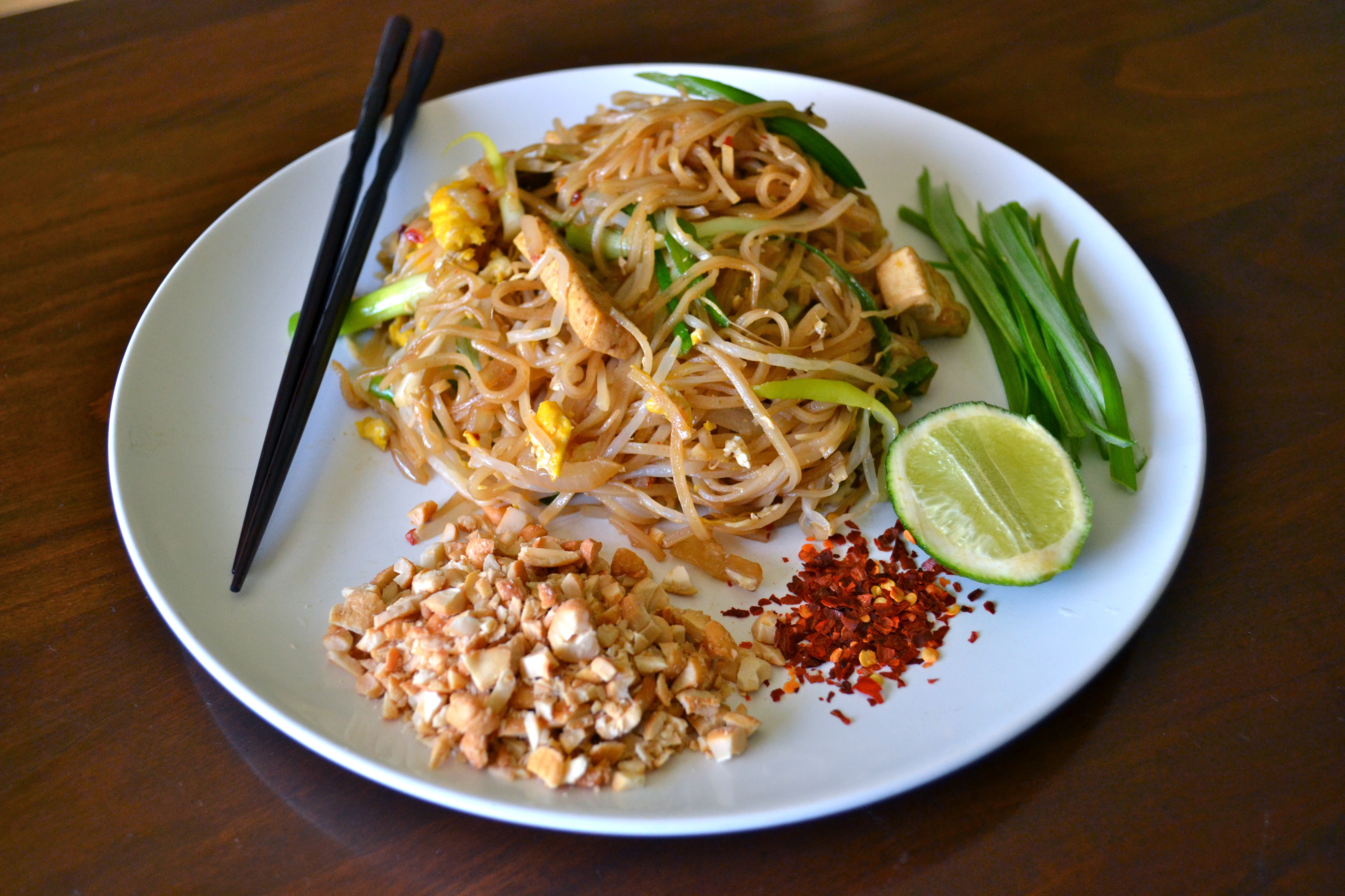 Vegetarian pad thai | lushesfood