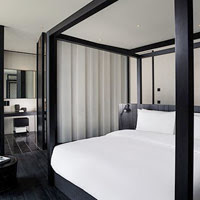 Shanghai Business Hotels Review And Fun Guide - 