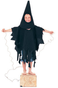 Disfraz infantil de moda. Si la tortura nos 'protege' debe ser algo bueno...