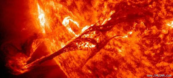 Những trận gió Mặt trời khổng lồ (Ảnh: NASA).