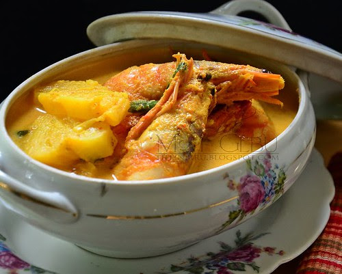 RESIPI UDANG MASAK LEMAK SAMA NANAS