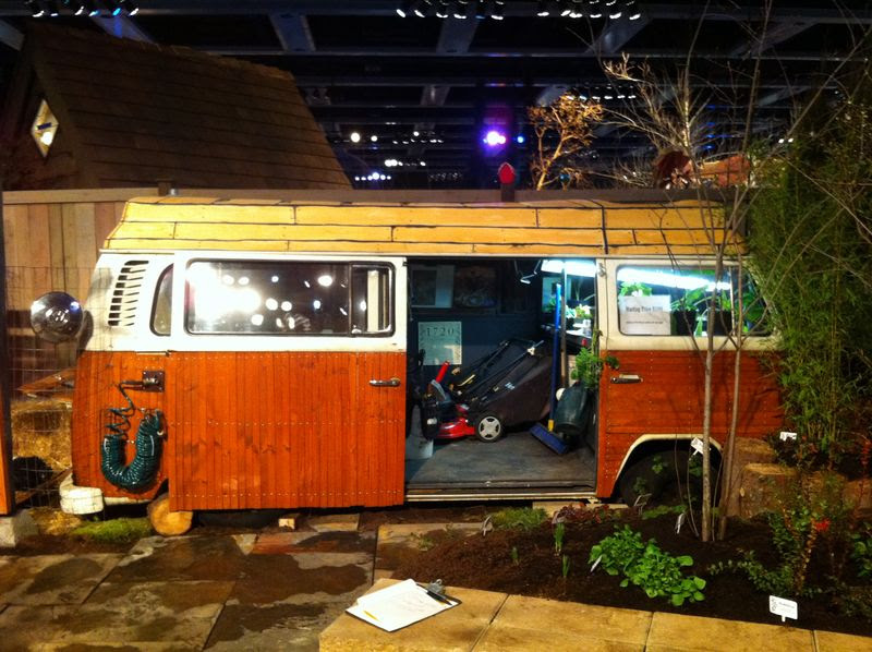 Plant Talk: What's Modern, What's New, What's Cool, and What's Not in 