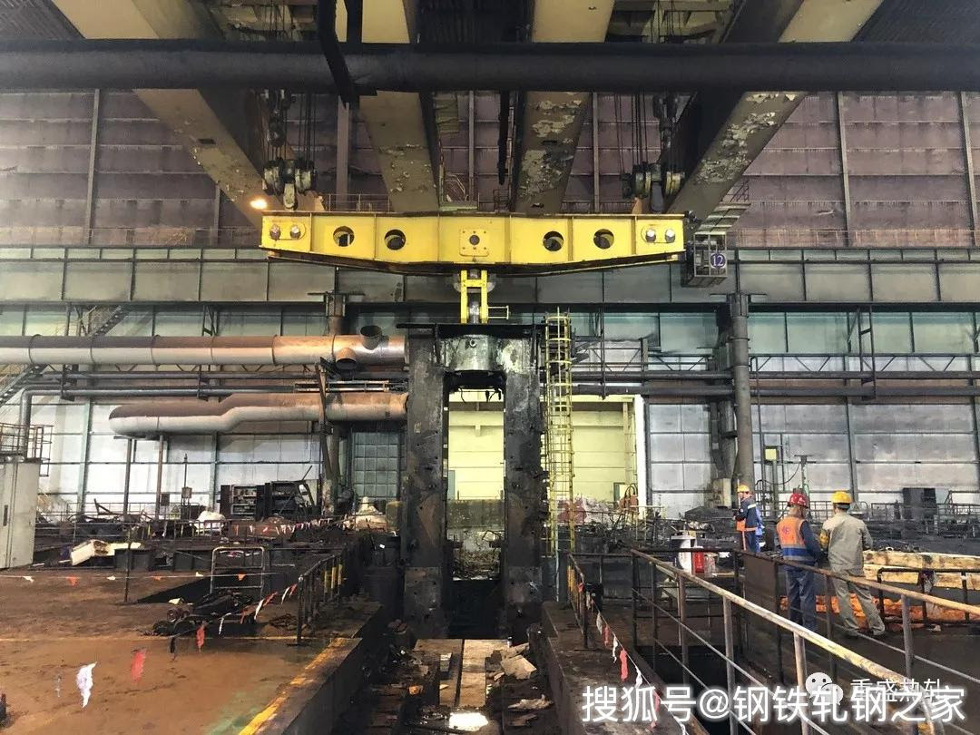 重盛1780mm热轧项目利旧设备拆除首个轧机牌坊圆满完成 工作