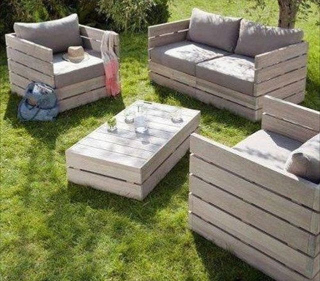 Revamp Pallet Ideas for Outdoors | Pallet Furniture Plans